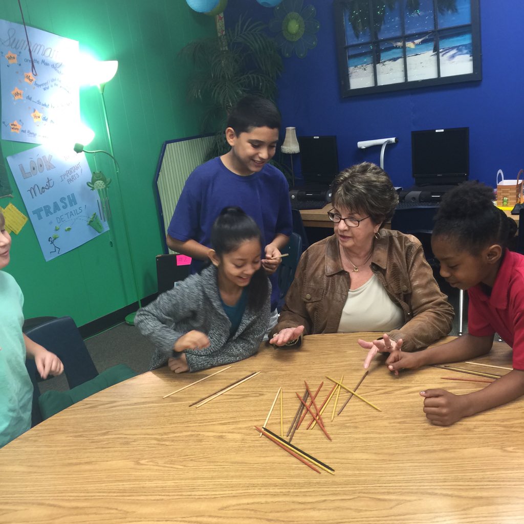 teachbevj's tweet photo. Learning and having fun @PhillipsKISD #IMMERSION#tlap https://t.co/inVmvQTLUW