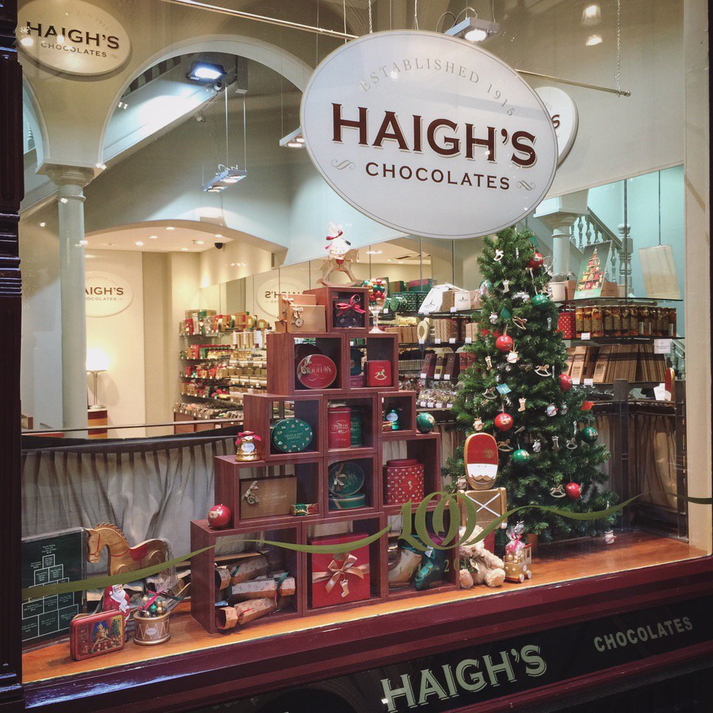 Christmas has arrived in-store. <a href="/TheBlockArcade/">The Block Arcade</a> #Melbourne #Christmas #Gifts #chocolate