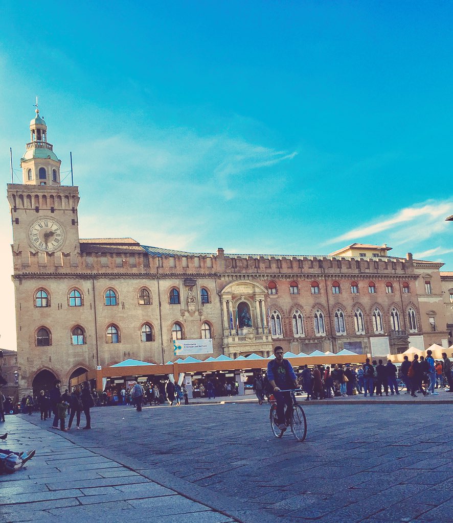 FedericaEsteve's tweet photo. #cioccoshow #bologna #❤️ https://t.co/hymgFS4tHx