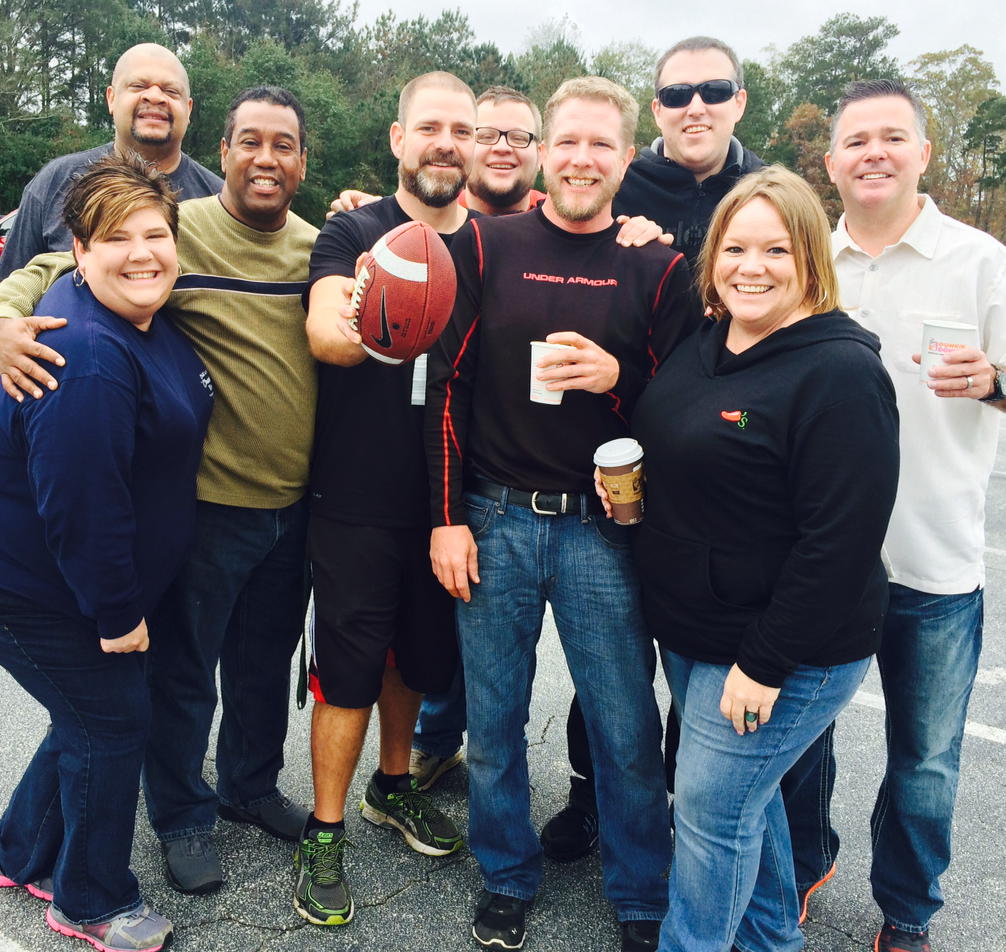 dougmiz13's tweet photo. A dose of physical wellbeing for the Misuraca GMP team #chilislove https://t.co/cjmr587Jfn