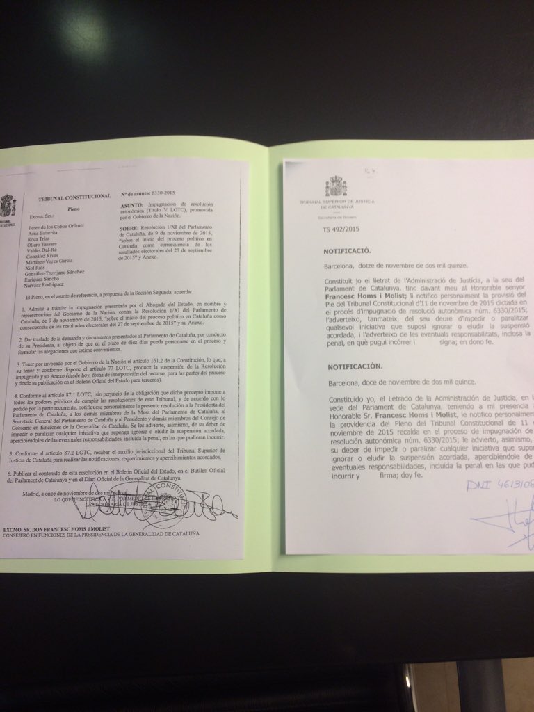 franceschoms's tweet photo. M'han notificat la resolució del TC. Gest innecessari d'un estat prepotent. Quanta propaganda...#FH https://t.co/qKXp7n6eaw
