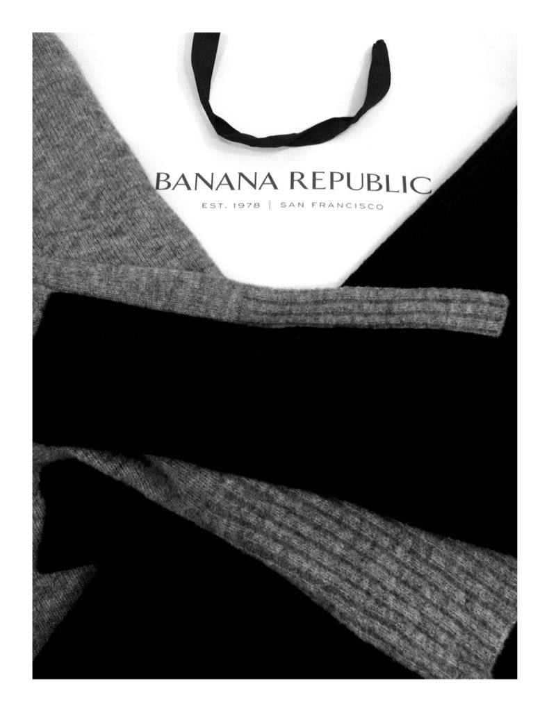 emfoster977's tweet photo. #doubletrouble #ItsBanana #setforwinter #cosycardi @BananaRepUK 👏 https://t.co/UkW1sBXVbk