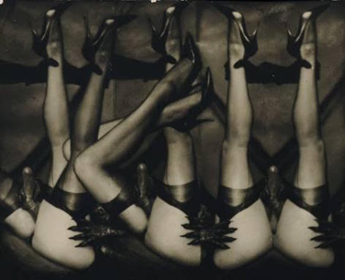 annesobru's tweet image. «THE FORBIDDEN SALE»:PIERRE MOLINIER (EMMANUELLE ARSAN COLLECTION) 
13 NOV #arcurial #vente 
artcurial.com/pdf/presse/201…