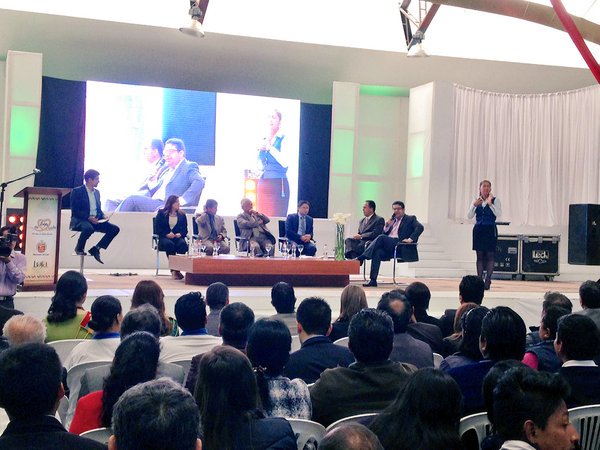prendho's tweet photo. Compartimos nota informativa sobre participación de #prendho en evento #LojaInnova => https://t.co/LKEHe7v7ei https://t.co/JJ58V0fWhD