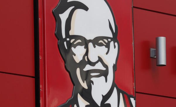 goinsidesanfra's tweet photo. Beware residents of San Francisco, you can now get KFC delivered direct to your... https://t.co/XHaI1auYuB #sf #news https://t.co/QeMTdZLlPL