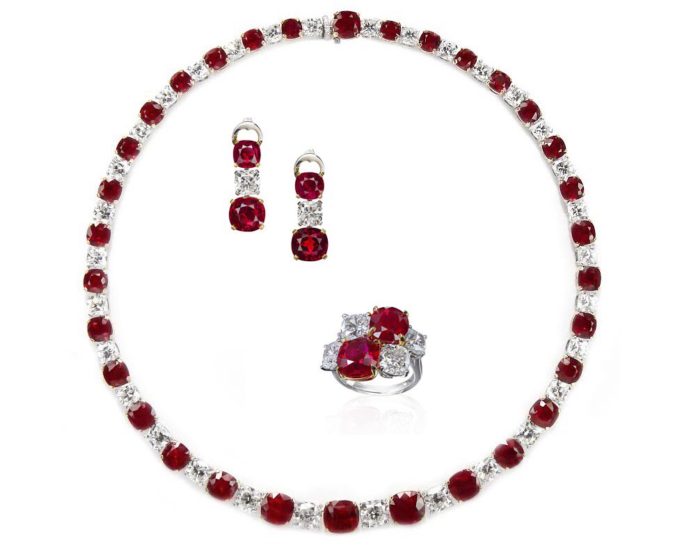 Katerina__Perez's tweet photo. The #Faidee #Mogok #rubies radiate the scarlet glow of red hot coals https://t.co/XKmp6rRTQ3 https://t.co/h2NT3DKfwD