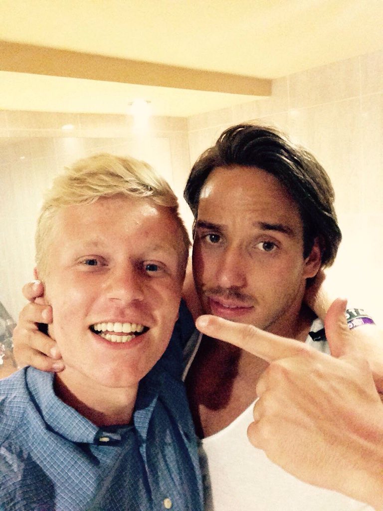 Jamesbeaney5's tweet photo. Sappenin @JamesLock__  in Magaluf this summer! https://t.co/td6Iua9xdw