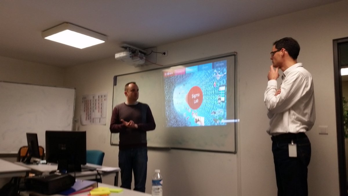 VincentPlancon's tweet photo. @GroupeSigma En #Masterclass #YesWeLearn #designthinking a @EcoleIMIE cc @StevenMorvanPro #RabbiThinking https://t.co/YLRLJLSUkV
