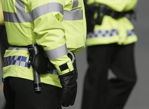 Kent_Online's tweet photo. Man arrested after 15-year-old stabbed in the face on a school bus: https://t.co/3BiZk4e6so https://t.co/4UQzxRDeXx