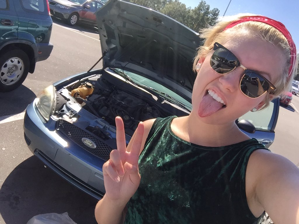 sweetclaroline's tweet photo. When u fillin ur oil in a parking lot but u still look good #quickglam #glamsquadwhereuat https://t.co/JM2IGwdXQN
