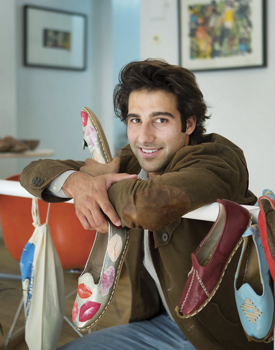 How Dallas native <a href="/MickeyAshmore/">PHM</a> found a shoe — and a business — that fits (by <a href="/lizuhbuh/">AdelbertlbEilam</a>) bit.ly/1LcaWOI