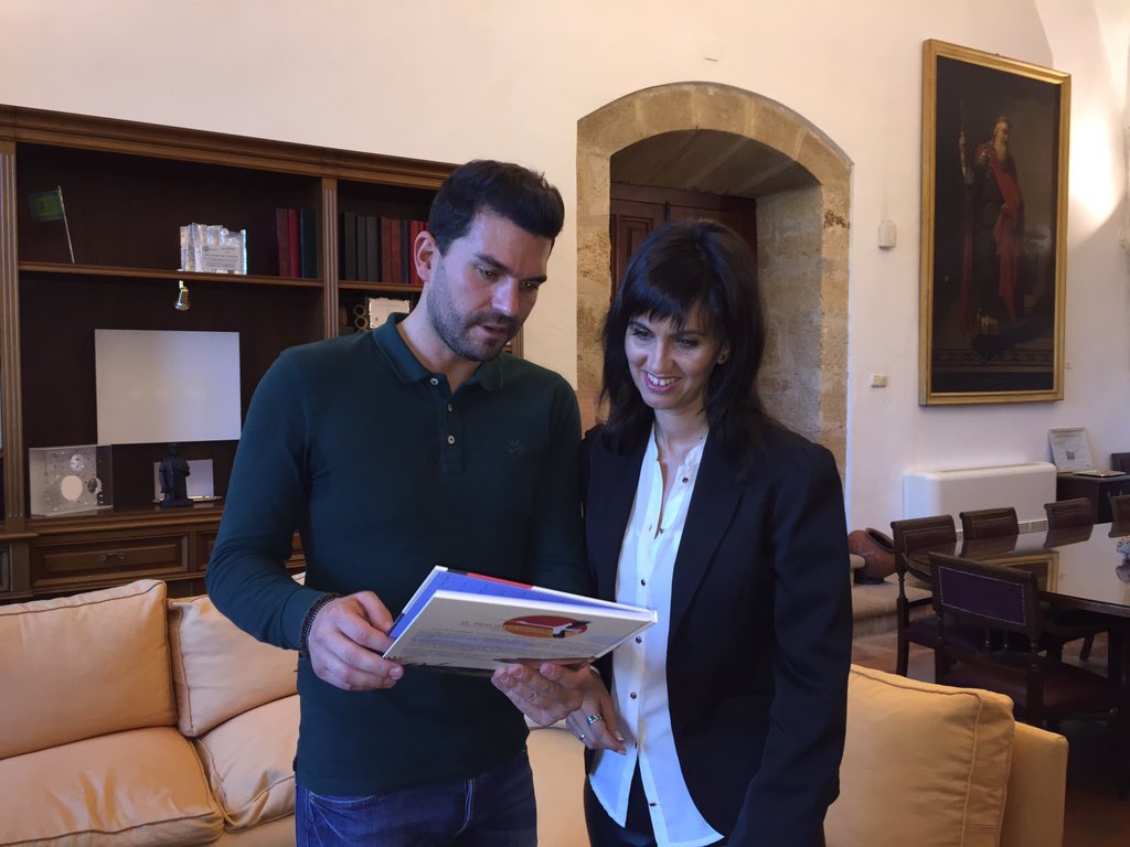 AlvaroSCotrina's tweet photo. Coordinando proyectos de importante interés para nuestra provincia y nuestra región. #LaCulturaUne @miriamgcab https://t.co/oEEhXsyOFL