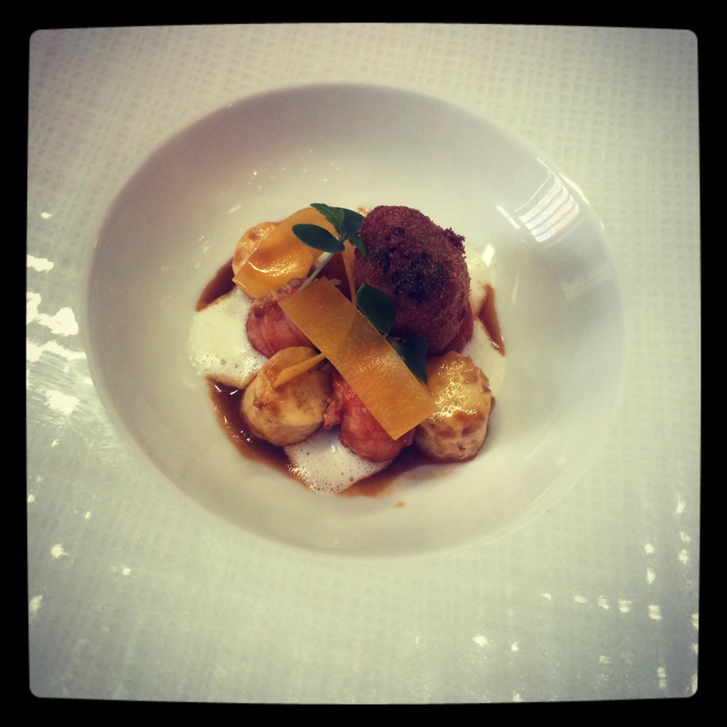 SupremeLyon's tweet photo. Soupe de #butternut #ricotta #gnocchi #ecrevisse #nouvelle #entree #alacarte https://t.co/eT6IOpL4vN