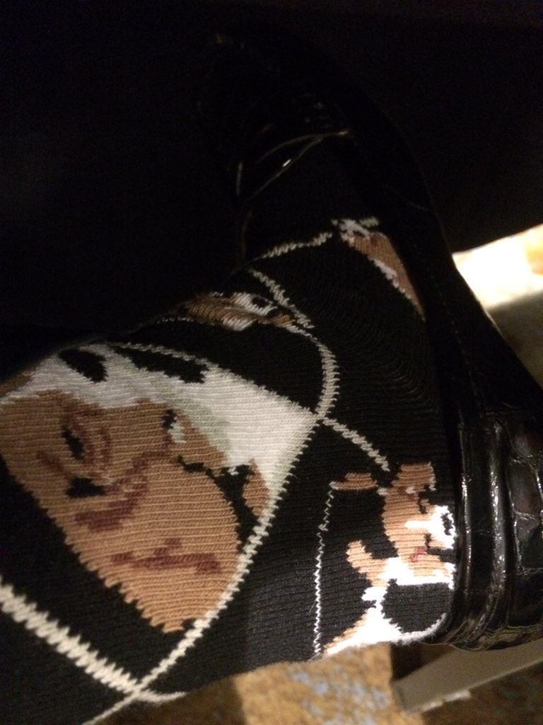 MissNOLAB's tweet photo. Pretty sure Mom is missing me.... #beaglesocks #worktrip https://t.co/f4378dtLcw