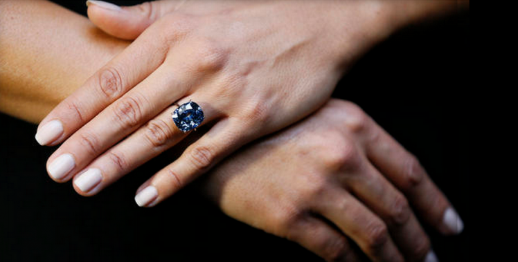 PressRoomVIP's tweet image. The luckiest girl in the world? bit.ly/1MMkj9c