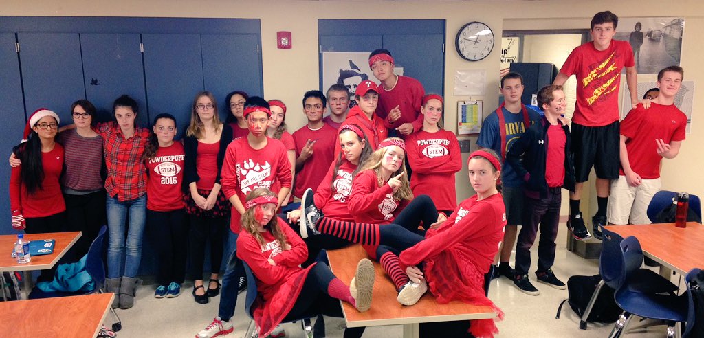 dunntweets's tweet photo. The #stempowderpuff2k15 hour draws nigh and 6th pd is excited! #stemhoco2k15 https://t.co/wyZt7dswj4