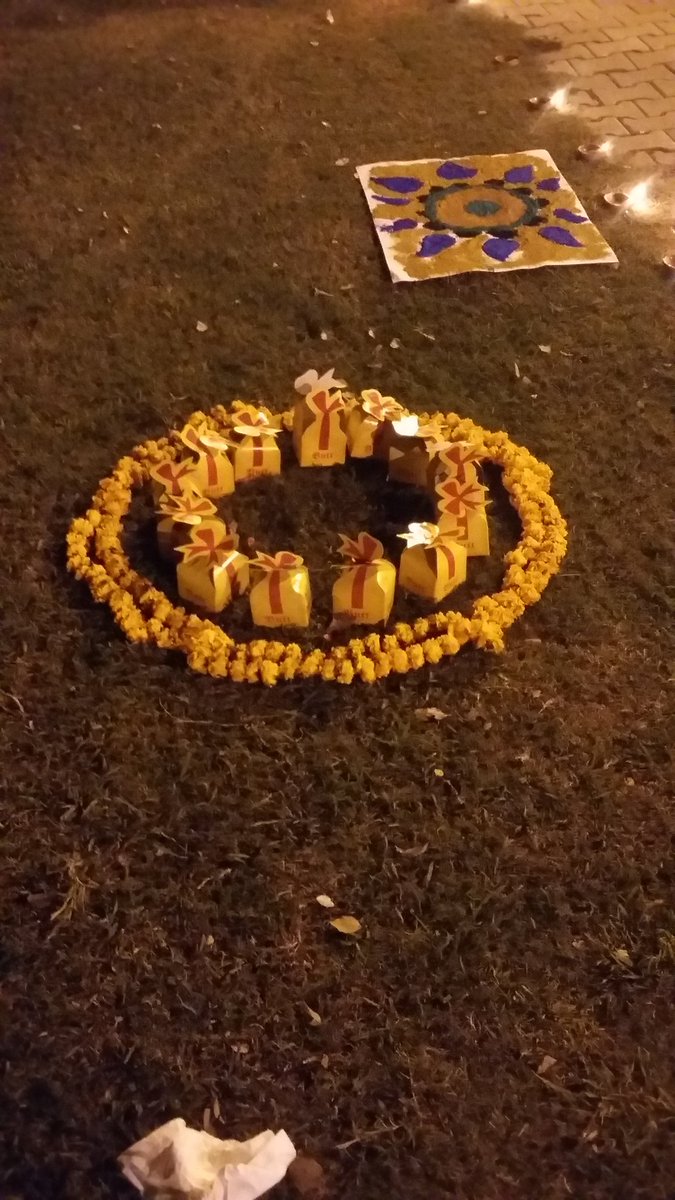 HumAahang's tweet photo. #Diwali Celebrations #LUMS #Lahore #Pakistan #Hum-Aahang
Let's celebrate diversity to promote tolerance! https://t.co/e76S76y0F6