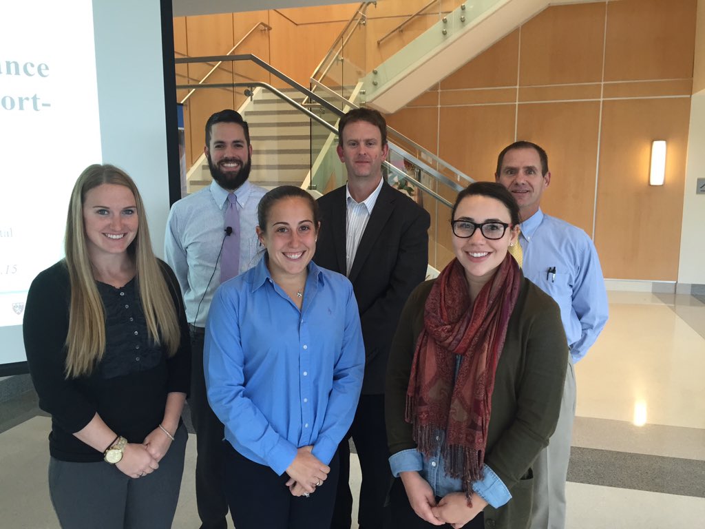 David Howell (@MicheliCenter) is at #UDel discussing balance control deficits following sport-related #concussions.