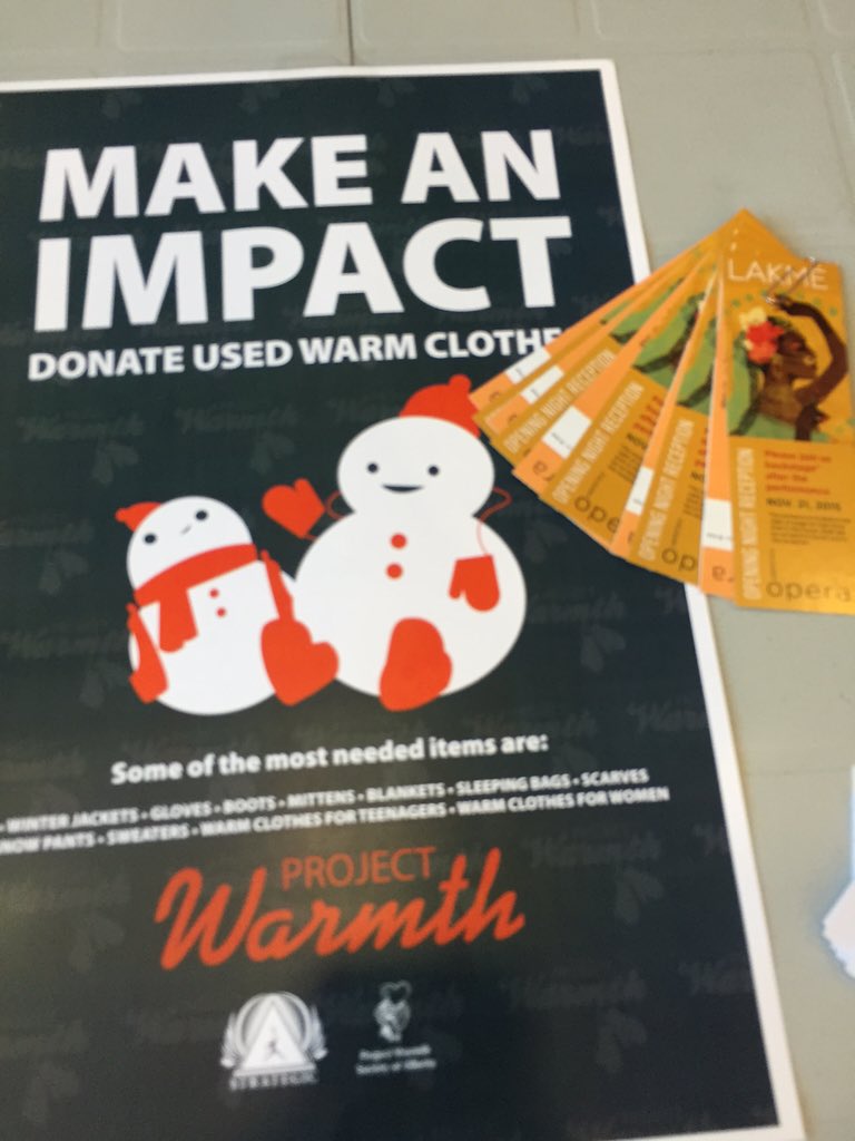 SecaraRoxana's tweet photo. @StrategicGrp 2020 building on 4th street collecting #ProjectWarmth donations - come visit me and grab a hot cocoa https://t.co/wLfP9mEGae