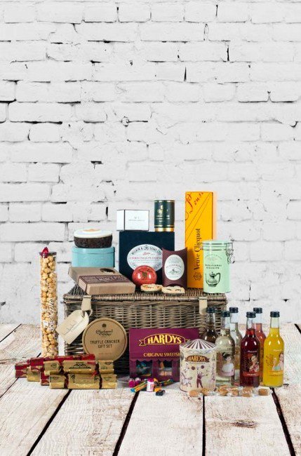 Have you seen our beautiful #christmas #hampers over on our website and <a href="/HandpickedC/">HandpickedCollection</a> ? Filled with delicious #treats