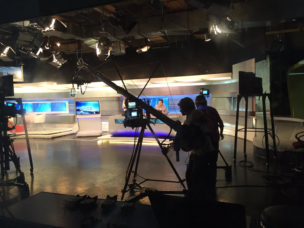 PRESENTATRIO's tweet photo. En breve Bachi y Enrico en @cba24ntv hablando del show del viernes #presentatrio&barbizi https://t.co/BYhFtYmS1L