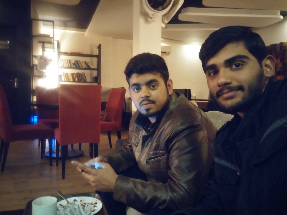 thehammadahmad's tweet photo. Coffee with a friend is like capturing happiness in a cup. ☕ #Coffee #Molten_Lava_cake #Coffity #Rain #22:30_hours. https://t.co/n1q4YL4Y91