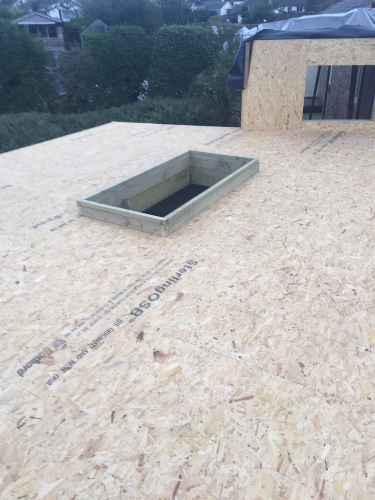 Daniel Russell tweet media