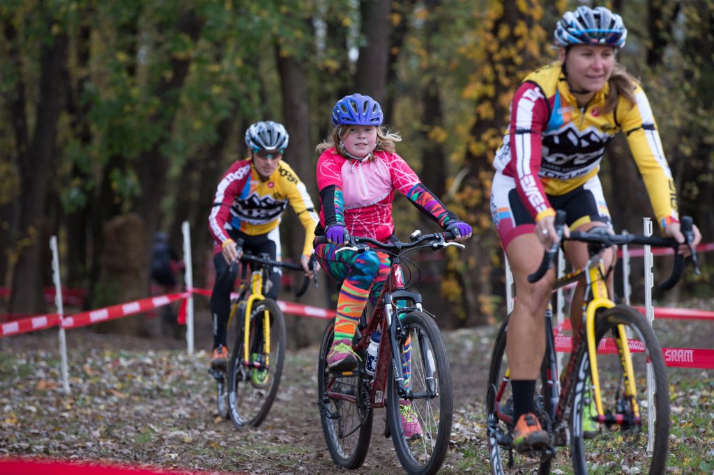 Right on! #TreadsandTrails ambassadors <a href="/NoosaCX/">Noosa Pro Cyclocross</a> coached a #cyclocross clinic 4 kids. Getting kids biking is the biz
