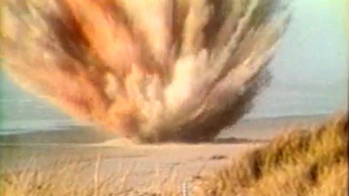 portlandmercury's tweet image. Happy Exploding Whale Day, Oregon! #explodingwhale #explodingwhaleday blogtown.portlandmercury.com/BlogtownPDX/ar…