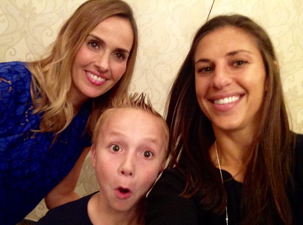 NJCarla's tweet photo. Hangin with @heathermitts @CarliLloyd &amp; @coachgalanis @academynews learning the pillars of a Champ ... &amp; in Life! https://t.co/KydqGW5yJ0