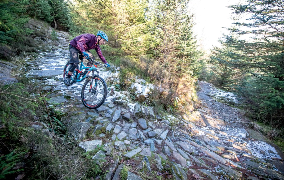 mbrmagazine's tweet photo. Britain’s best black trails
https://t.co/zRY6ojrWuP https://t.co/54l2ymtzUO