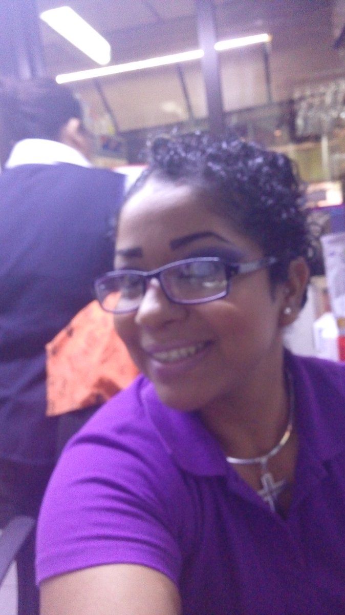 LacheroTorres's tweet photo. Actitud... Purpplee #Yavienemicumple #27Nov #Nofinjan https://t.co/dIS3TmoFif