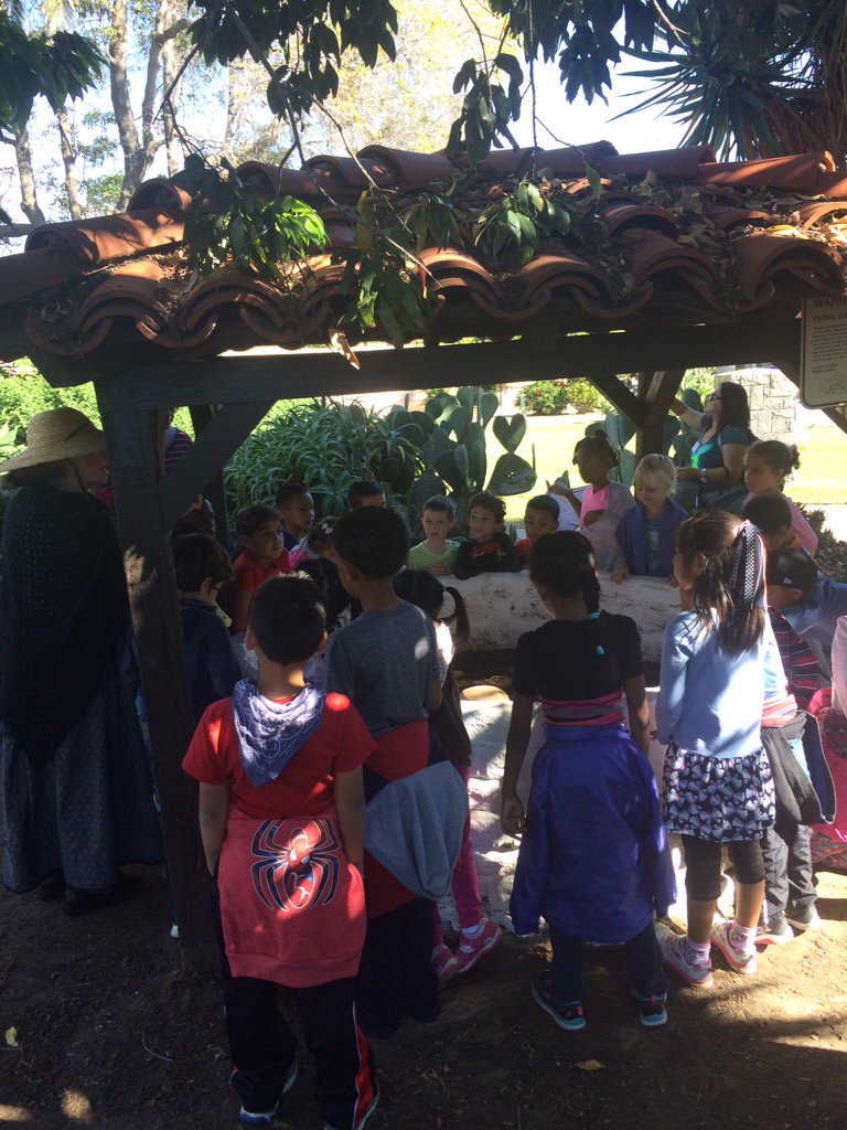 MrsMiller404's tweet image. Learning about how we got water long ago #camlearns #lifelongago #iteachtoo