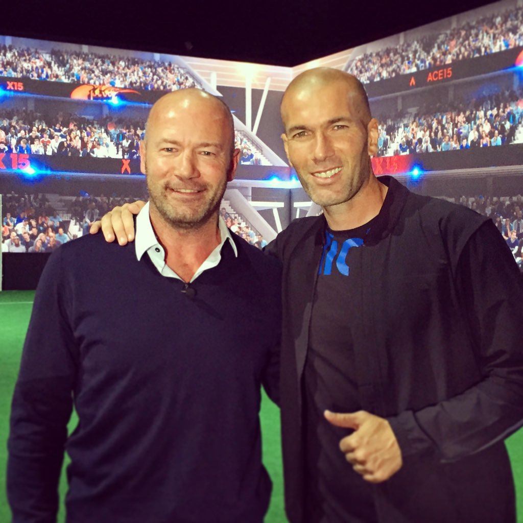 ¿Cuánto mide Alan Shearer? - Real height CTocSzDXAAANJ8S