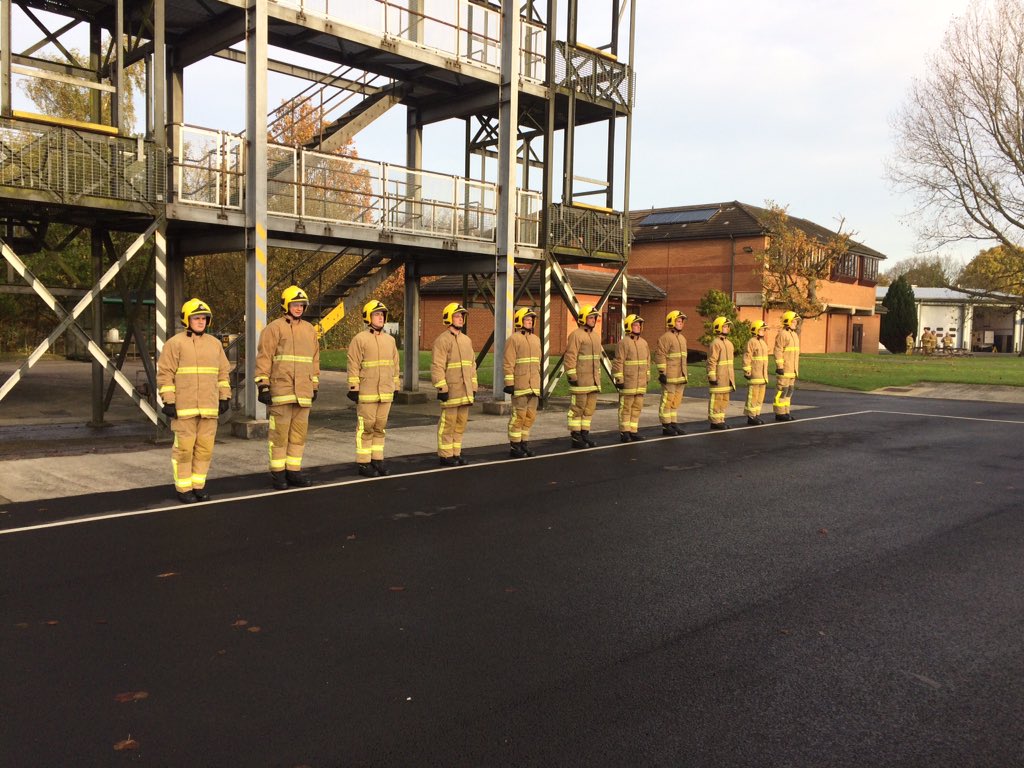 LfrsStc's tweet photo. RDS recruits day9 ready for inspection. Assessment day today ladders, pumps knots all assessed #practicallydone! https://t.co/pTjrCUCZYI