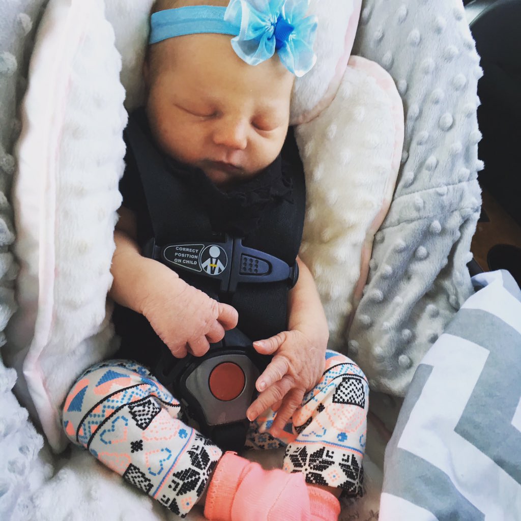 KMixon12's tweet photo. We get to come home today ❤️😍👶🏼 I'm so in love!! https://t.co/091tBzjIb8