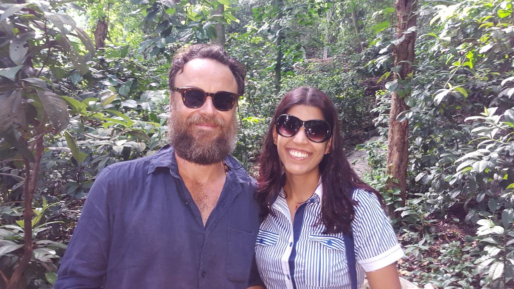 anna_adm's tweet photo. Eu e @amarante76 daqui a pouco tem o último show do Cavalo https://t.co/bVV5qLvxO2