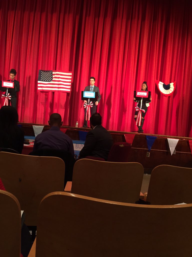 jonwong_flhs's tweet photo. Candidate Ted Cruz is determined to win this race #Mockthevote https://t.co/egKmiUCQRf