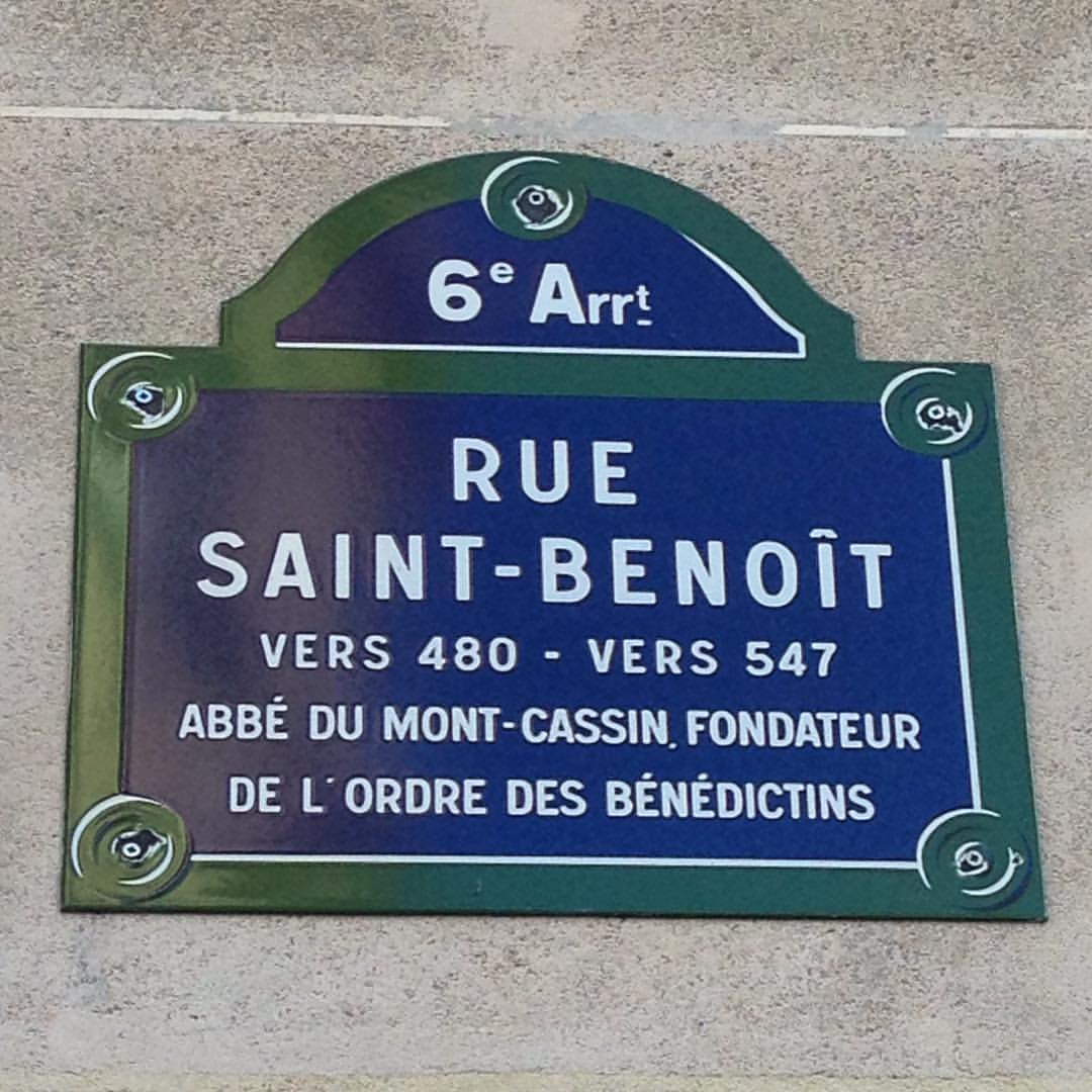 ImaiBijoux's tweet photo. 🙊 SURPRISE 🙊
#soon #boutique #paris https://t.co/NDt5V0YTLq