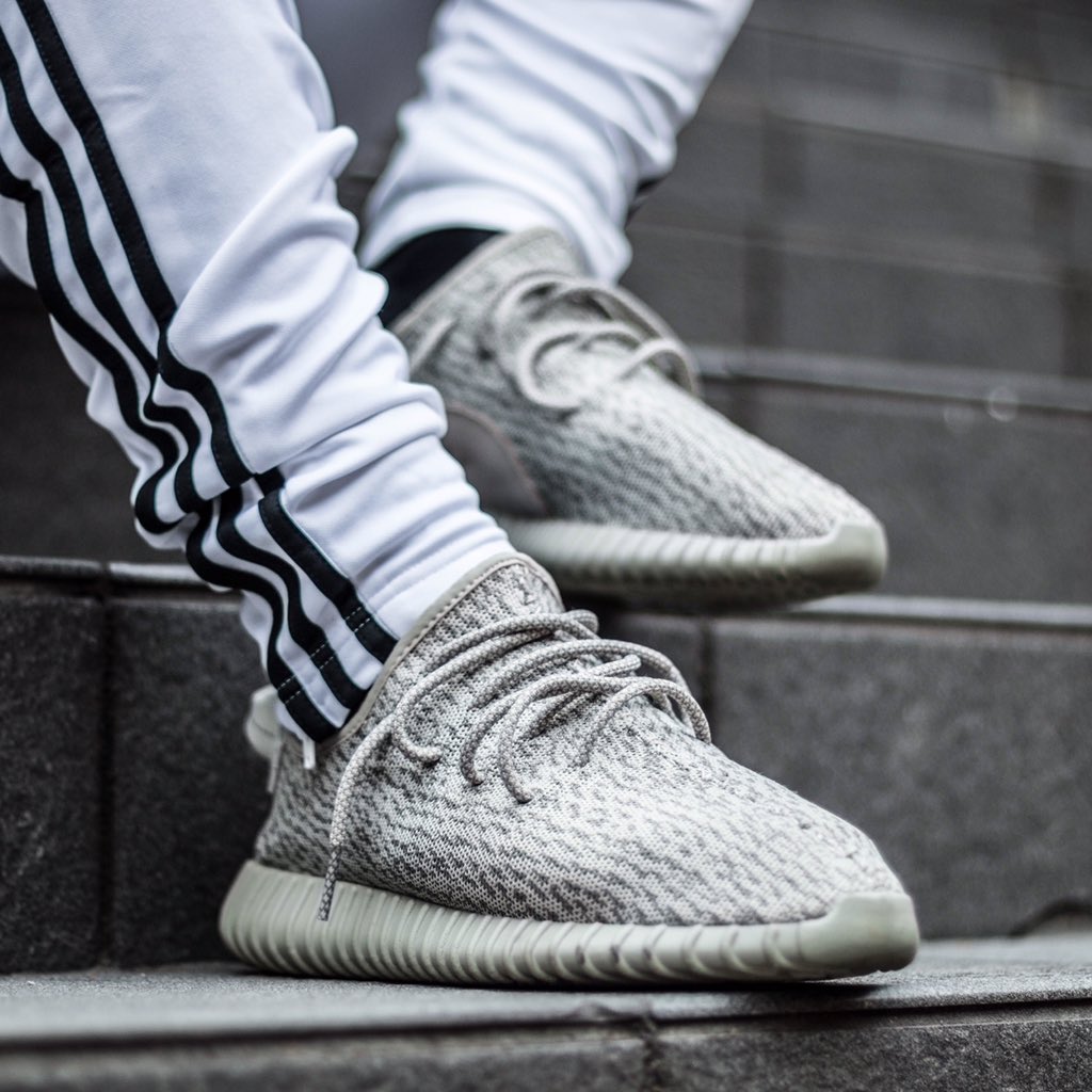 yeezy moonrock on feet