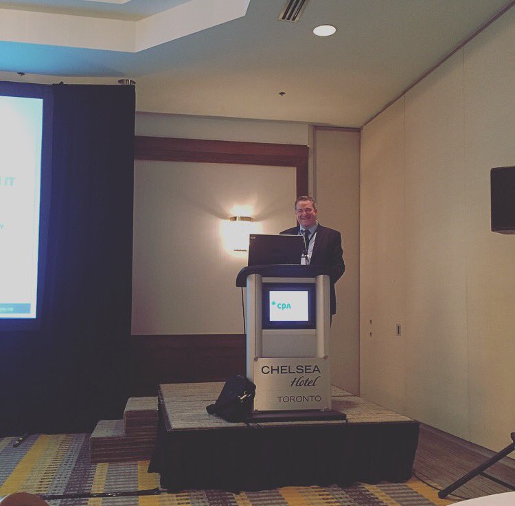 CPA_Ontario's tweet photo. Transfer, Avoid, Manage, and Accept (4 ways to approach risk) Mark Blumberg @canadiancharity #NFPday15 https://t.co/U9q2dU5EU6