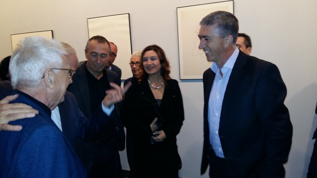 Amb el gran Raimon a Xàtiva. Merescut reconeixement i referent de la Cultura valenciana @Rafa_Climentg <a href="/Xativa/">Ajuntament de Xàtiva</a>