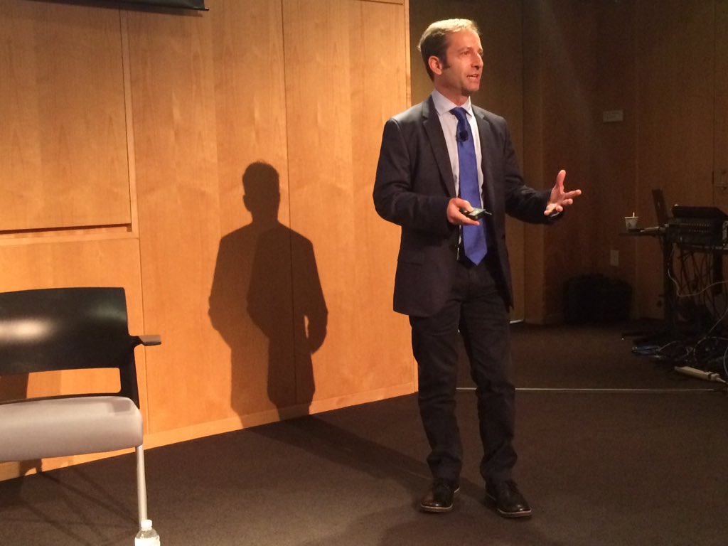 tpap_'s tweet image. We&apos;re so stuck in car dependence we can&apos;t even get past that in this conference- thunderous applause #dmo2015