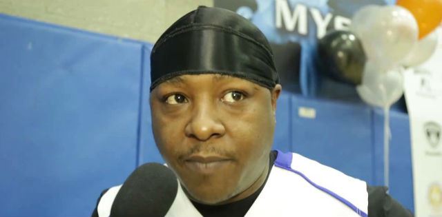 AfterDarkTweets's tweet photo. Jadakiss Arrested After Being Mistaken for Lesbian Bank Robber https://t.co/0P12XWzprx https://t.co/FecMAhoXv1