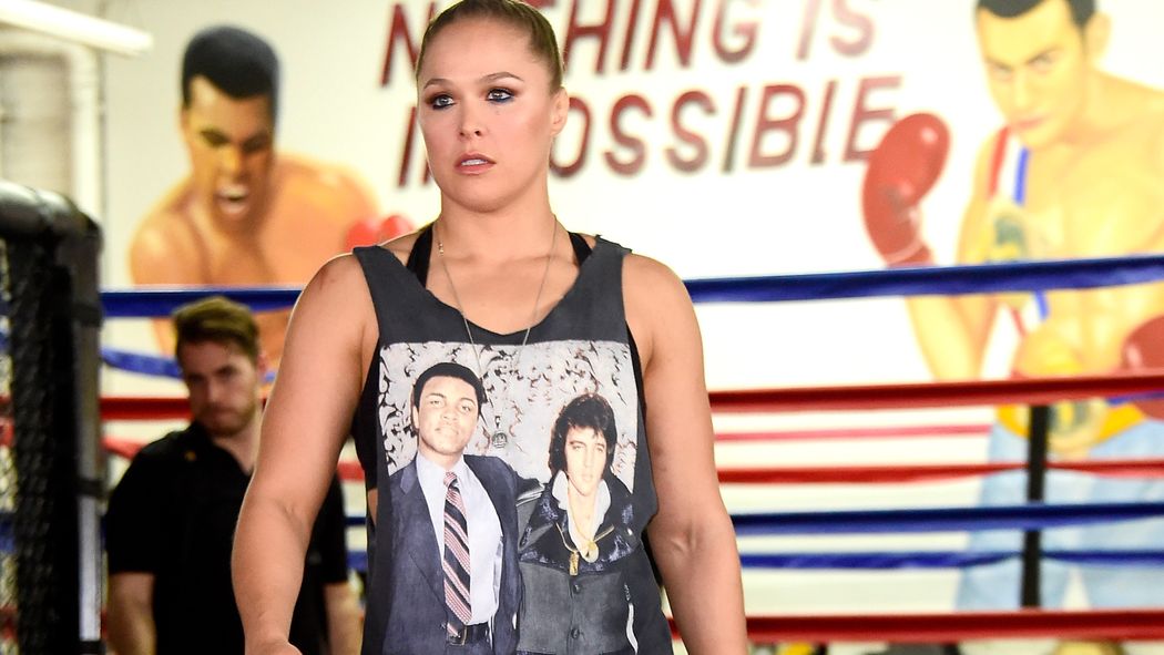 BloodyElbow's tweet photo. This is how far Ronda Rousey goes to get prepared for a fight. https://t.co/LsDTZCMLYk https://t.co/TUWmlmTaoo