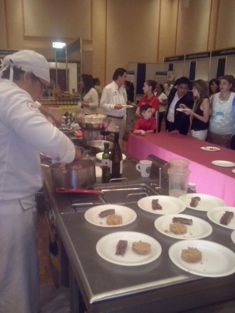 Social_Breeze's tweet photo. El Reto culinario en el #LatinAmericaFoodShow #Iberostar #Cancun https://t.co/2356dLNDIK