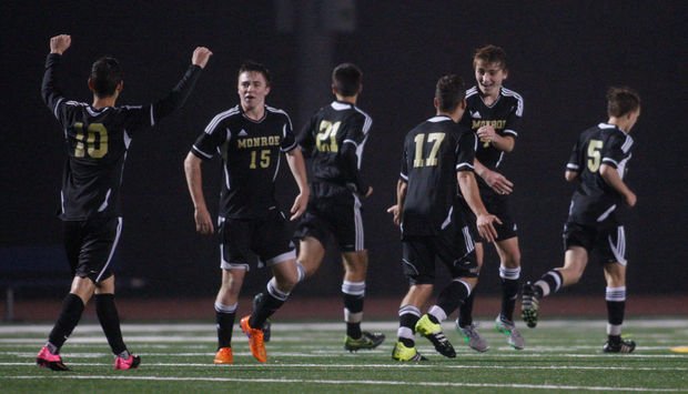 antonioolivero's tweet image. The #NJSoccer Central Jersey Group 4 Final preview! - No. 15 Freehold Twp at No. 16 Monroe - highschoolsports.nj.com/news/article/-…