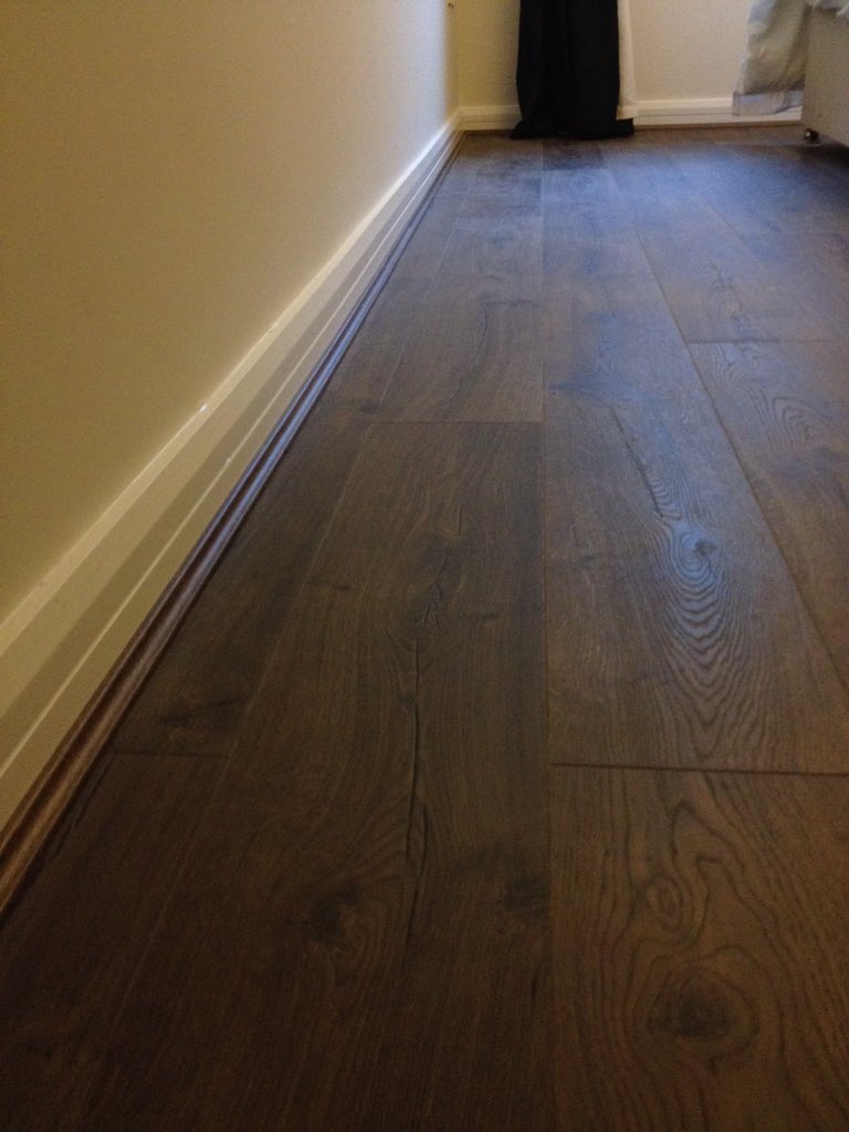 ourowndesigns's tweet photo. Before/after apartment in @QuickStepFloors #impressiveIM1849 #oakbrown laid by @Installerbyron @installersteve2 https://t.co/Gy8WtzadMf