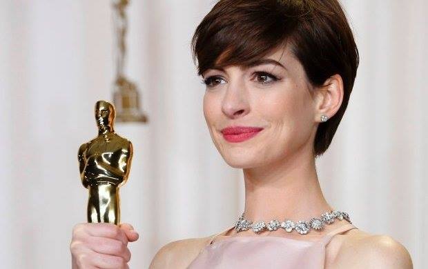 Happy birthday, Anne Hathaway (33), Ryan Gosling (35) and Nadia Comaneci (54)! 
