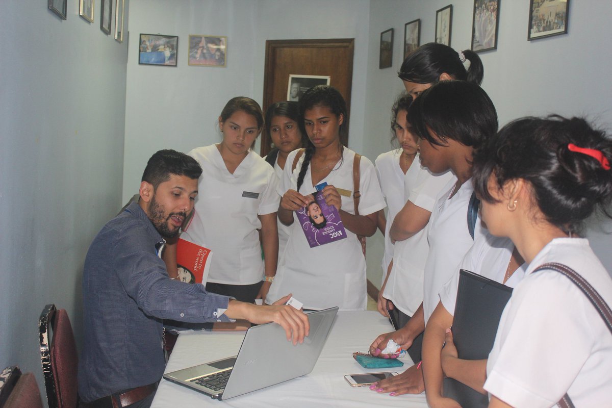 Estudiantes de UDELAS ILTEC buscando oportunidades para aprender o Mejorar sus estudios en el exterior. Que ESPERAS⬇